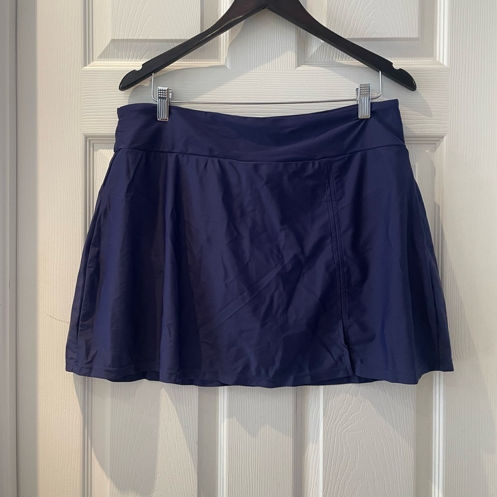 Woman’s navy bathing suit bottoms
